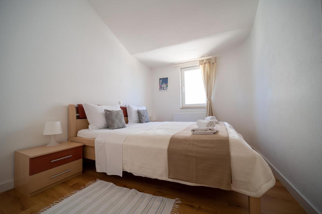 Apartments A&T Sukošan Buitenkant foto