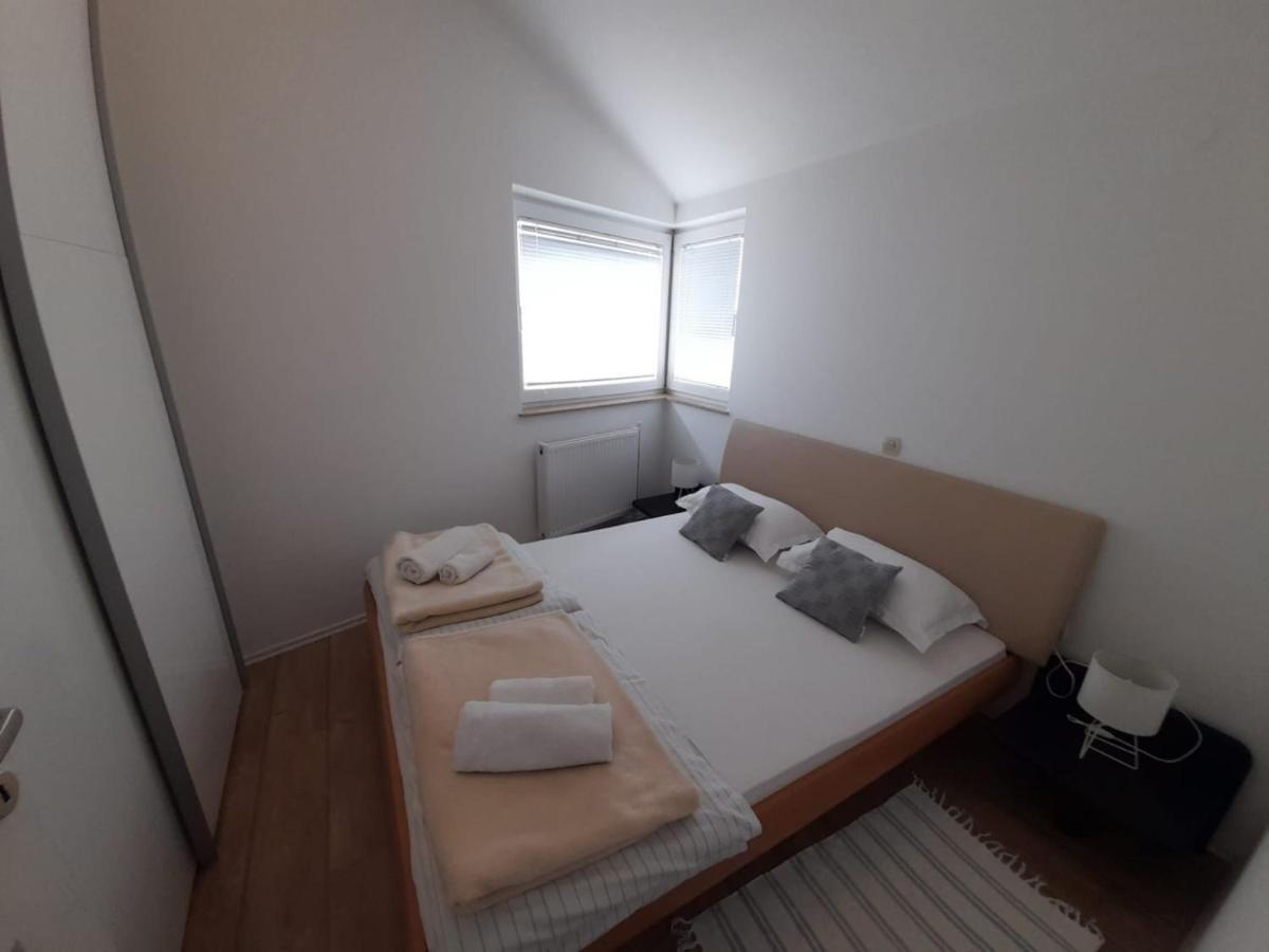 Apartments A&T Sukošan Buitenkant foto